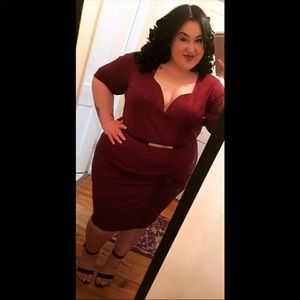 Burgundy dress with wire at top